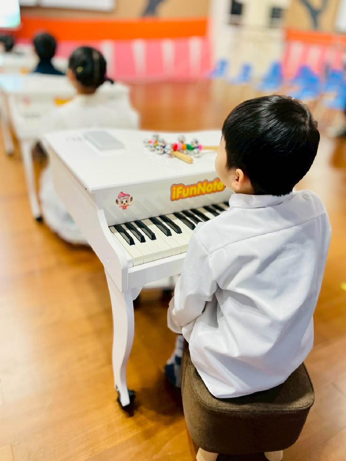 eae7cade-cde5-4615-95bb-ae94cf9b3c26