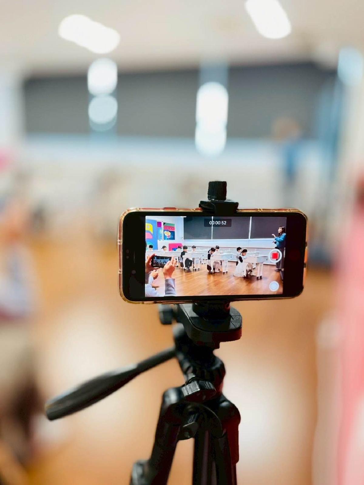 24ed82d0-c3de-4a32-aa7d-b5974d25cce0