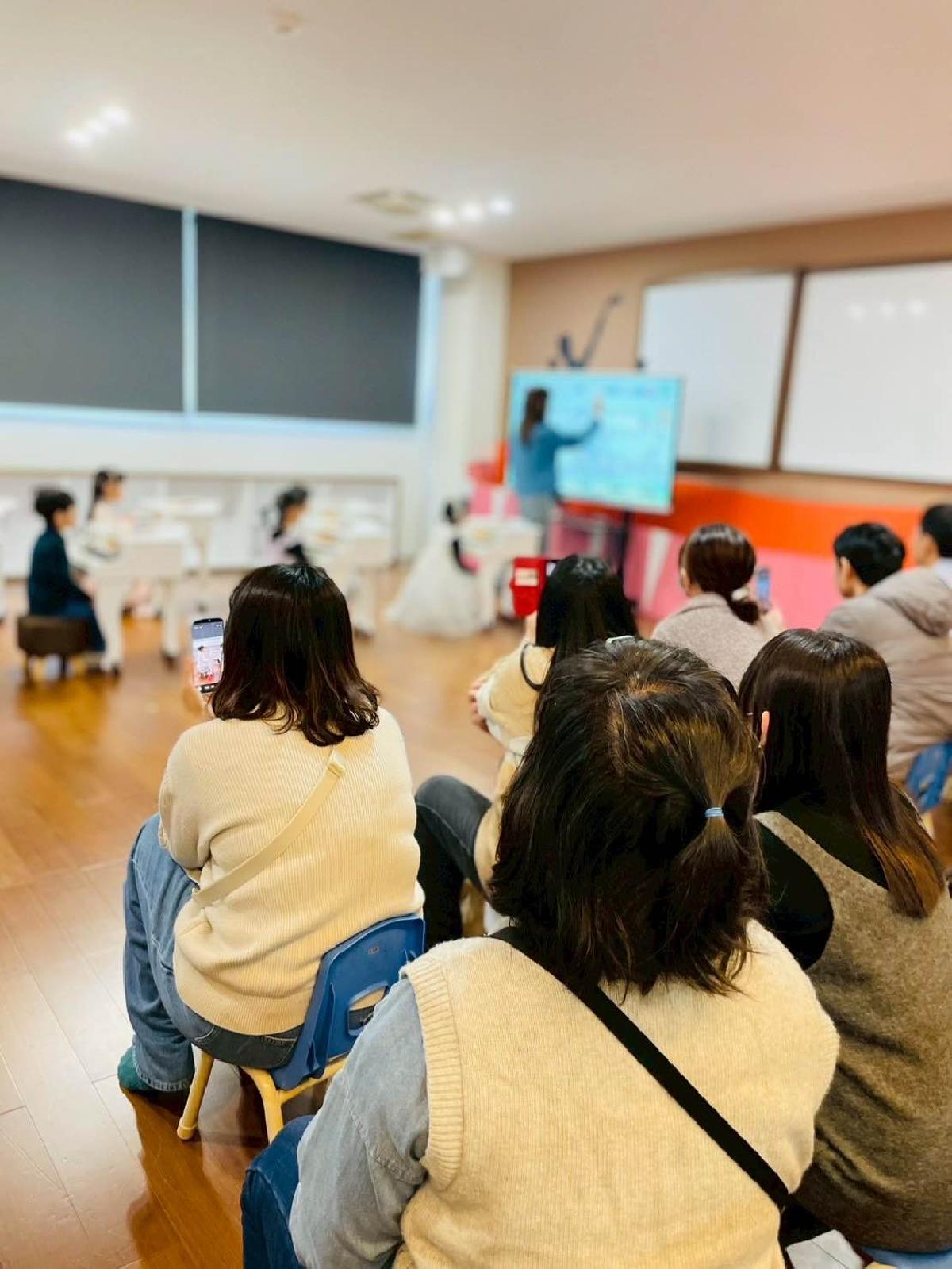 54835318-9eb5-4577-a492-f6fe199b643c