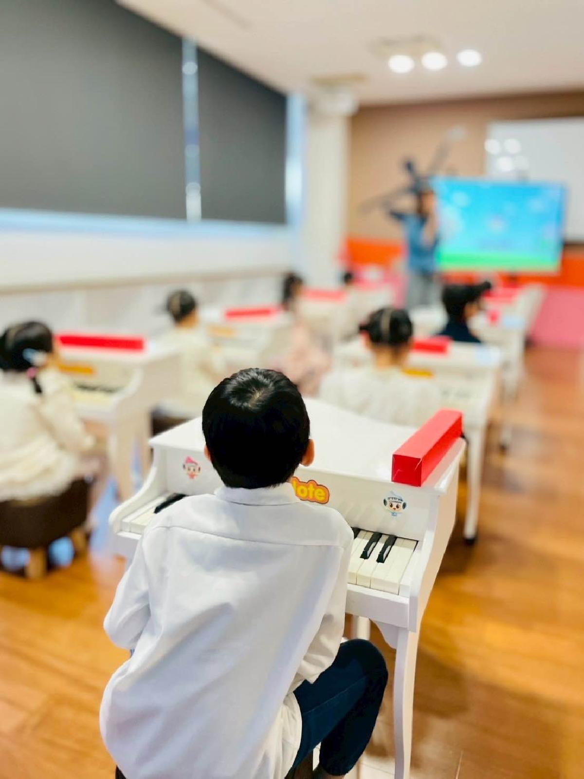 1b9770b8-cc3f-4bce-a5c4-d4ed86b28c59