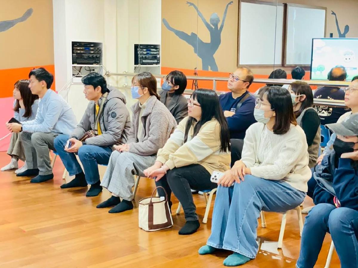 9d6dc108-e587-41f2-9341-5f2ff18e7c1b