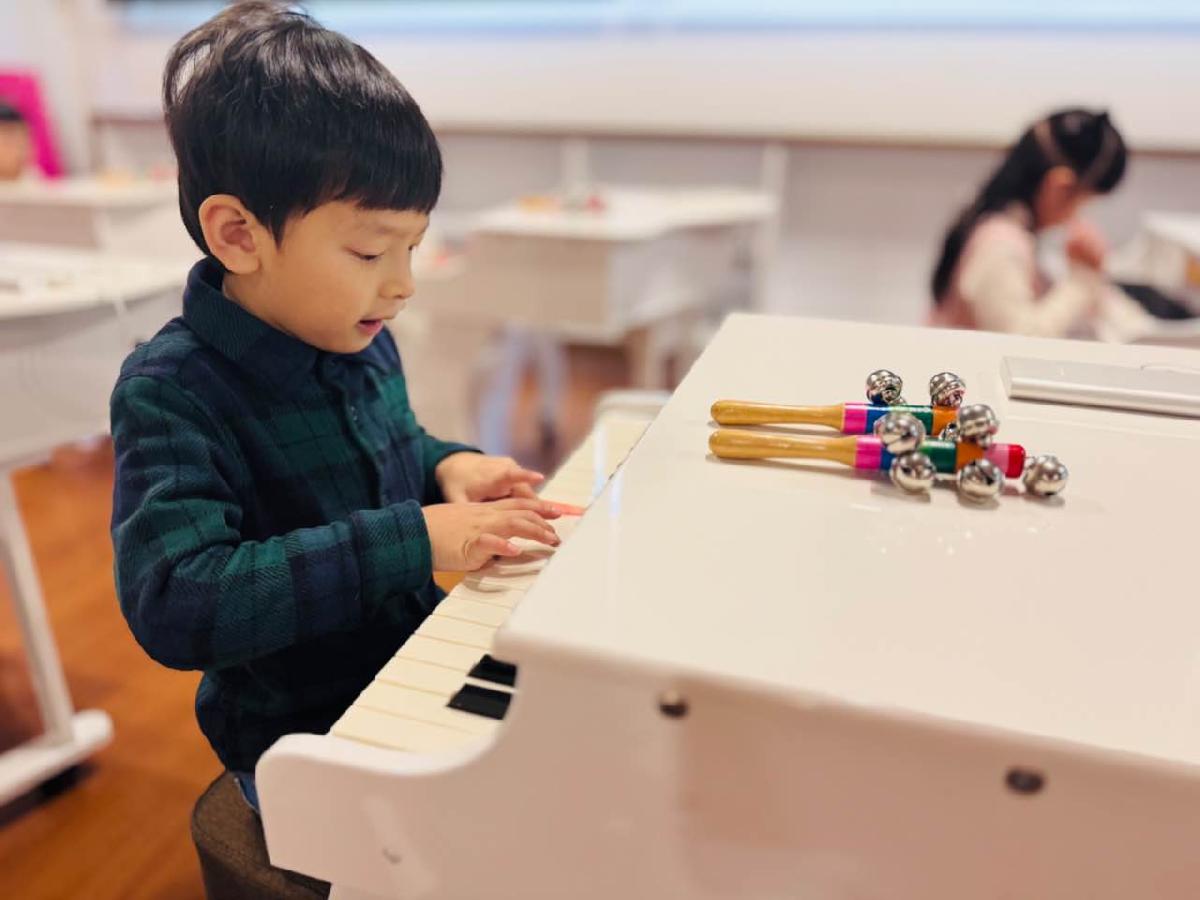 小小鋼琴家