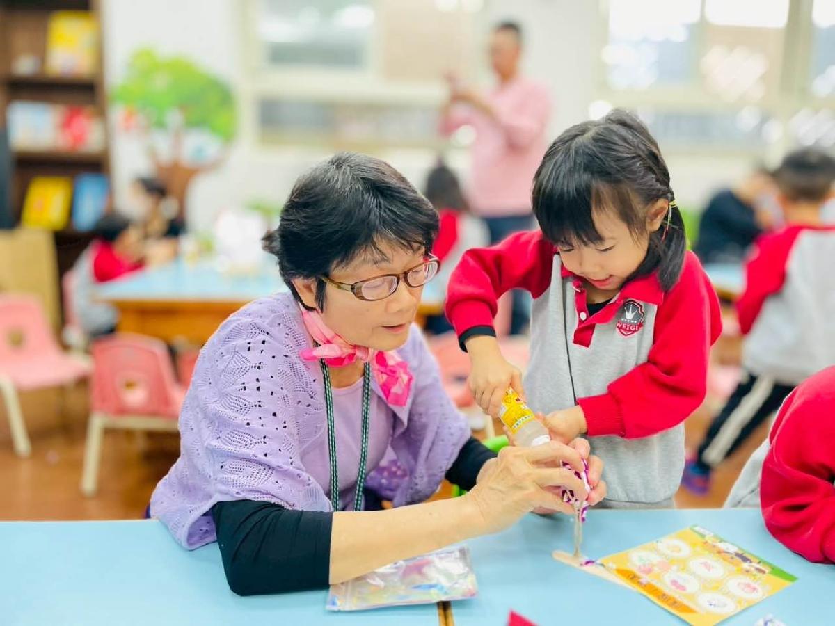 e37e0a3b-8bf3-4f50-91da-e47bd2bce6ca