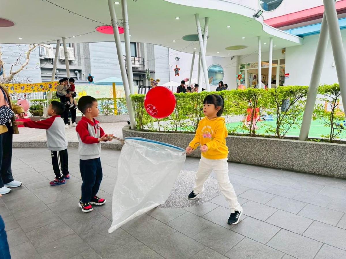 abb9b0df-51fb-41d3-bd2d-27f0b46f9203