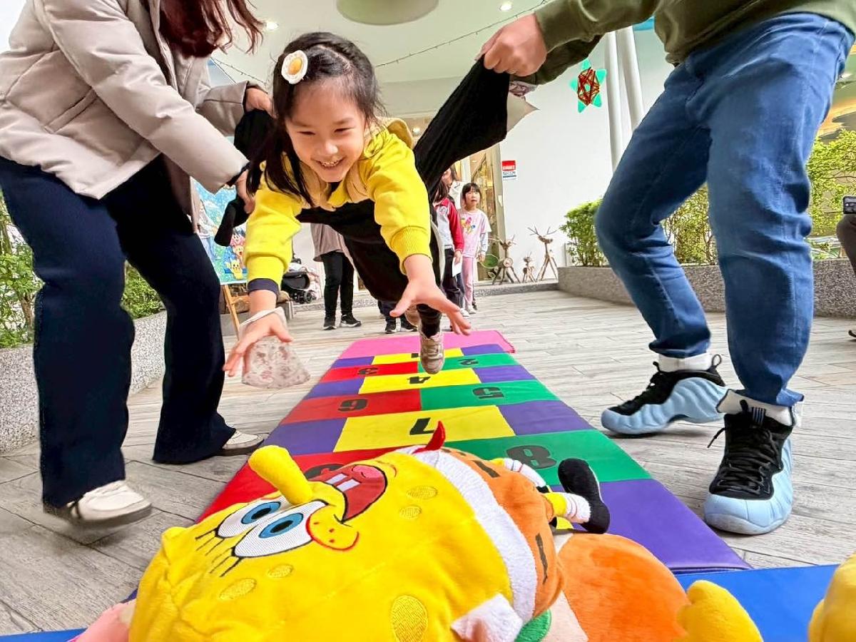 8ee9b9a2-0de8-43f0-a755-6d37bda31a59