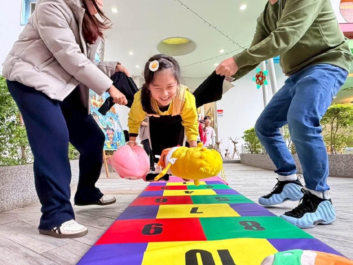 f7274db7-dd68-4a20-a1f2-5c669e82ade4