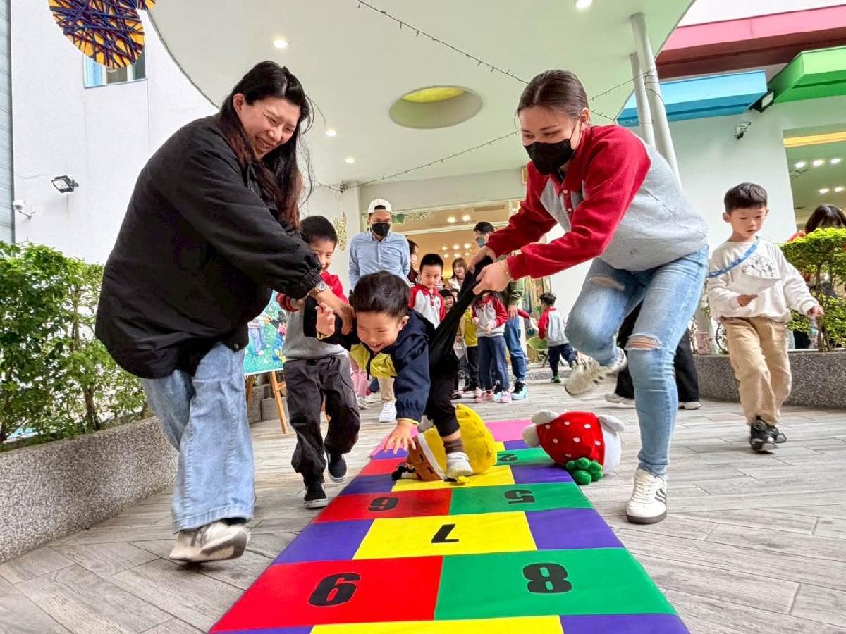 03040a75-4192-4594-8530-d11de025e295