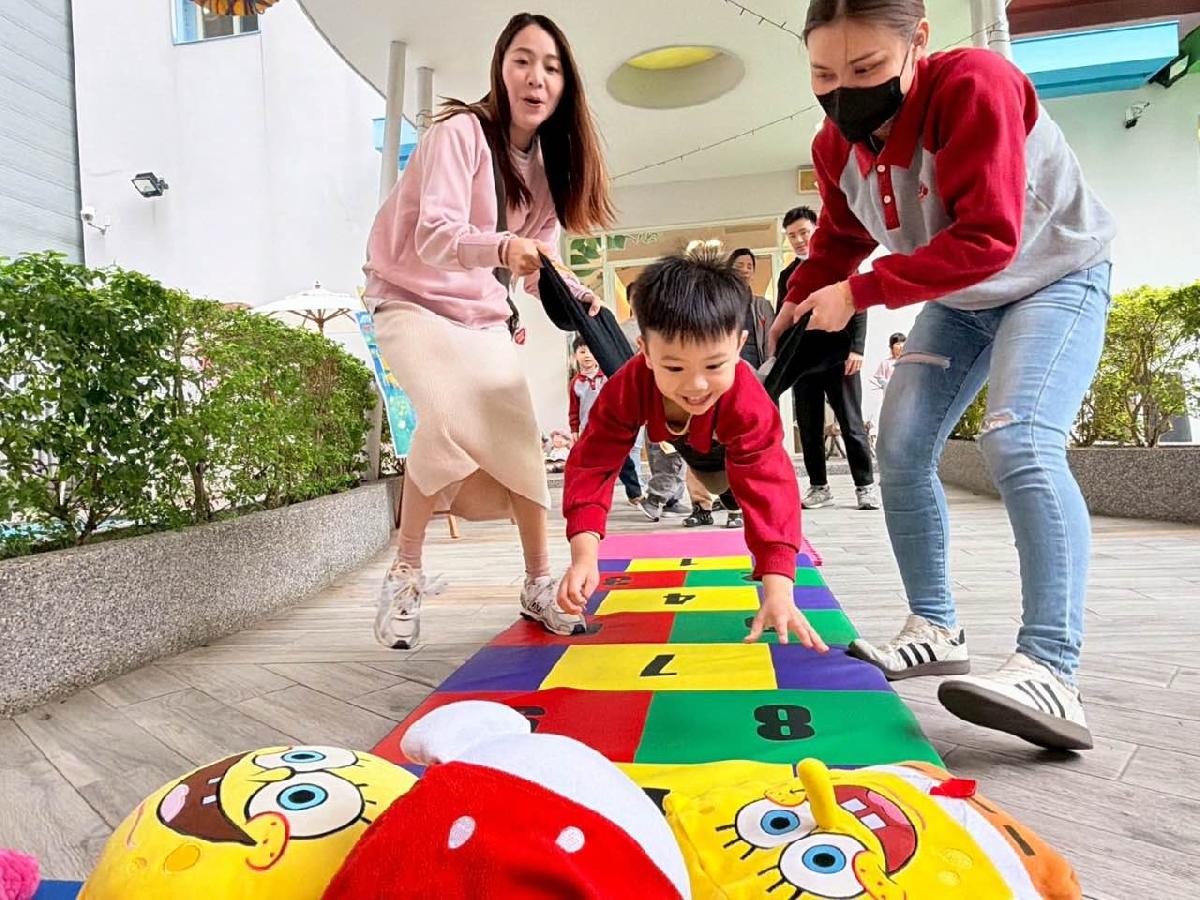 7dc65a8d-2953-4204-95fa-3a81a3c53352