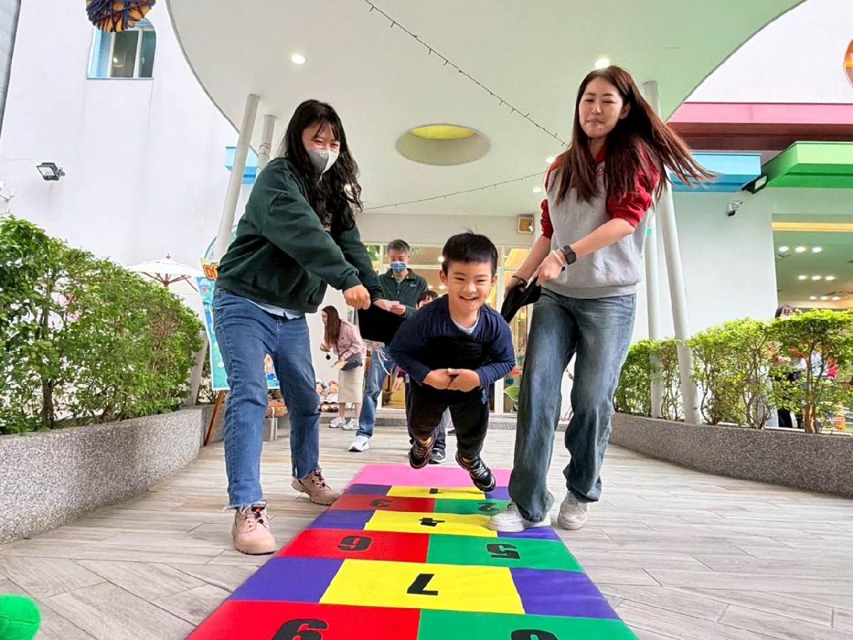 a9b6ff5f-806e-47d1-90f9-9b6e7e37f1c4