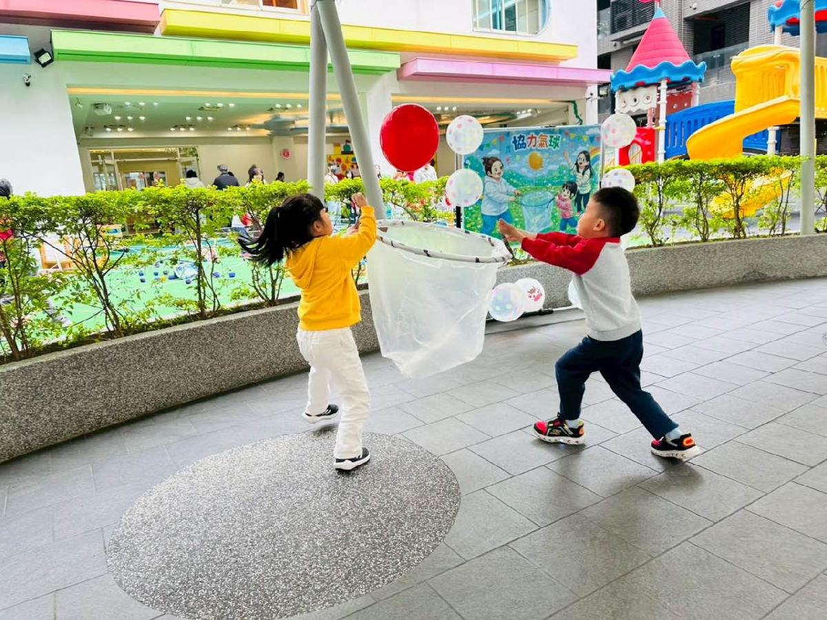 161eef17-37be-4b77-b7a5-48c9063d32e1