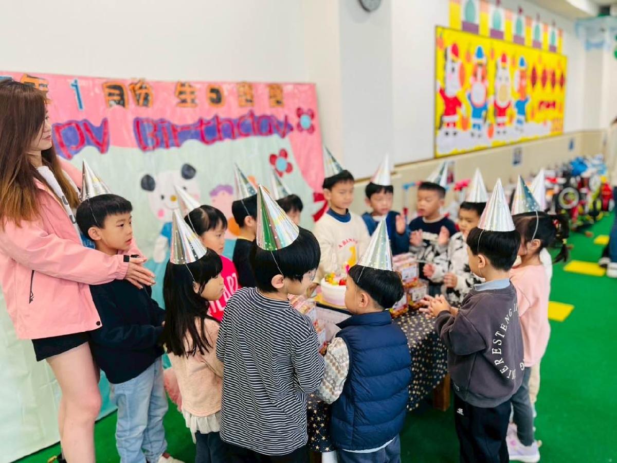 b6e0b8ed-6b9f-468e-afcc-398922380796