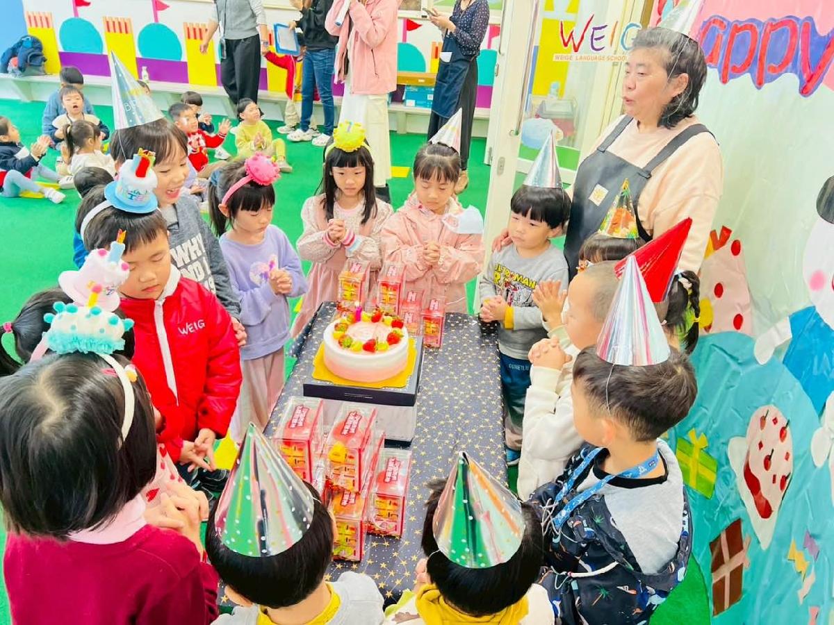 e9edc8bc-0c49-4889-ab22-57f79d0c8101