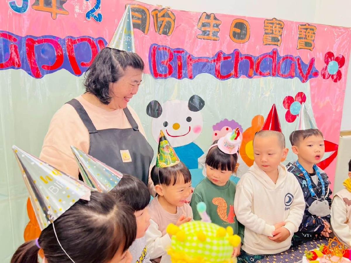 025e6706-ddf5-4c88-885f-f4f716eb9acb