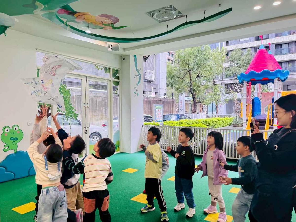 line_album_202633_260304_128