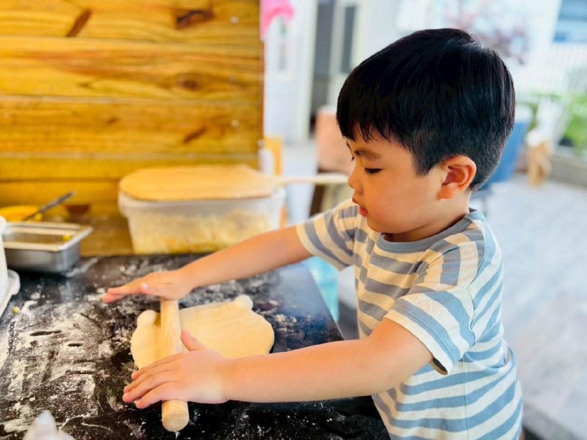 f6b036e7-13c5-4db4-9199-1a051c68a459