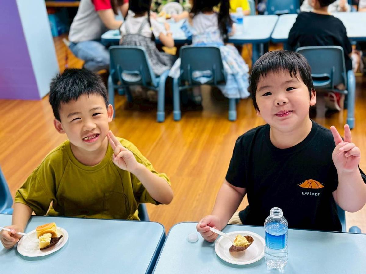 19c9a2a6-3d76-4e10-9f5c-cc7cff12e5b6