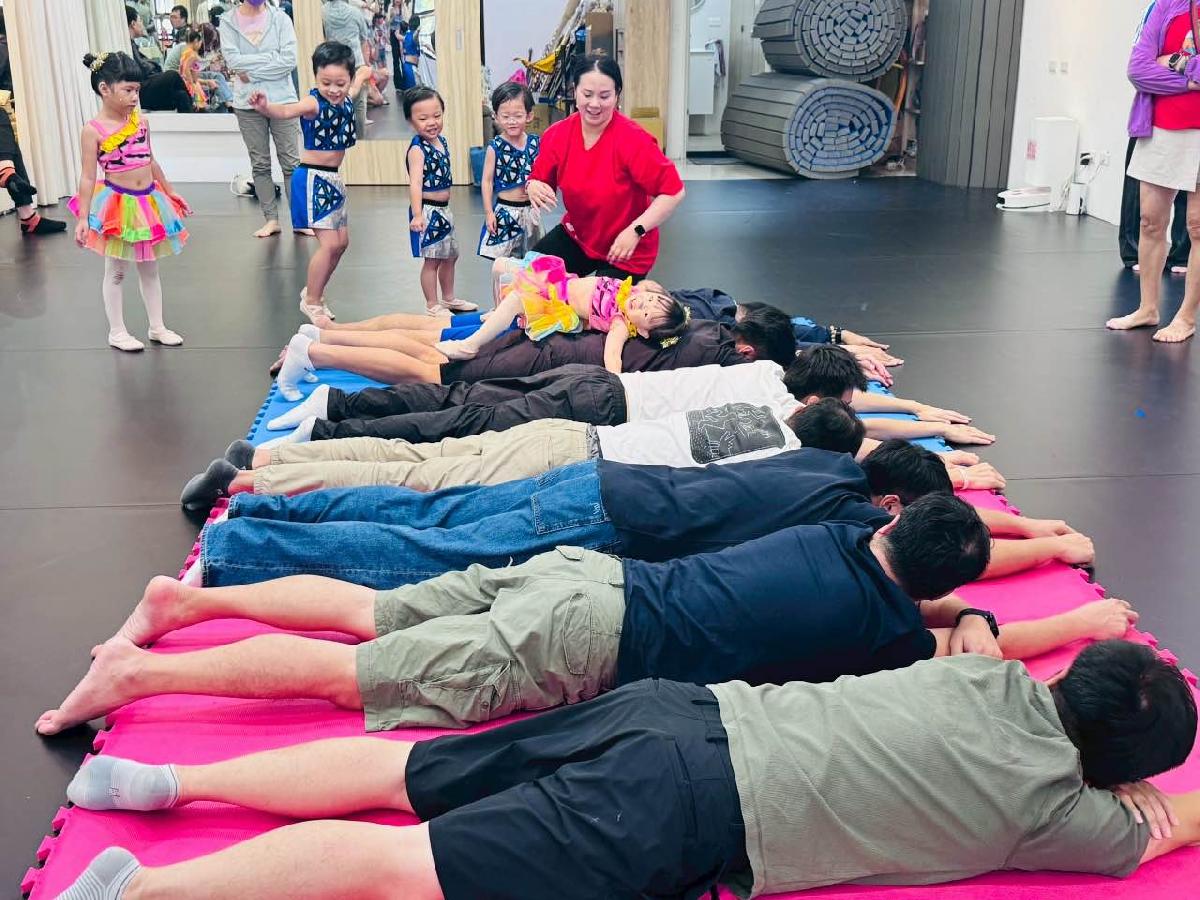 d3dfefb7-ecf9-48a3-b230-d32ee563ba67